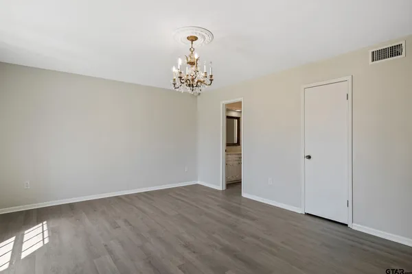 $299,995 | 238 North Main Street, Rusk, TX 75785