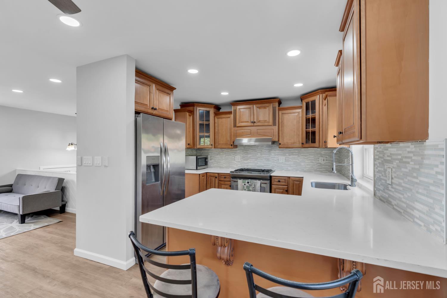 125 Jeff Street Edison, NJ 08837 - Photo 15 of 45
