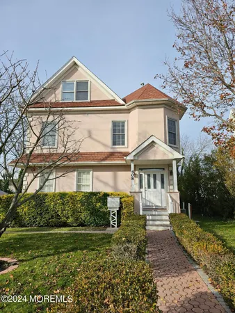 $1,975 | 408 2nd Avenue, Unit 3, Long Branch, NJ 07740