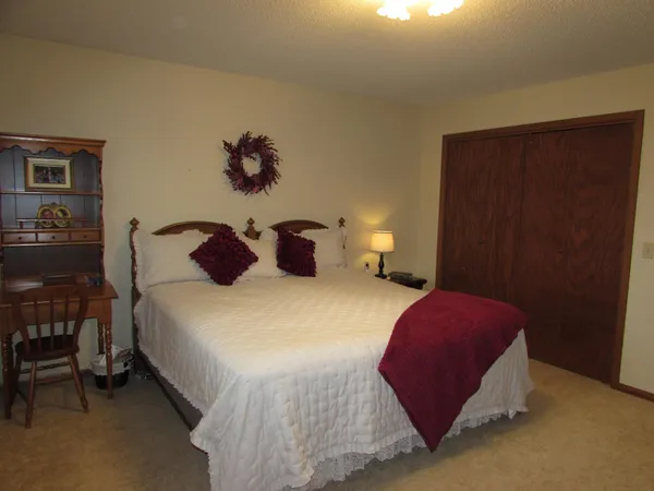 $335,000 | 1550 Charles Street, Fairmont, MN 56031