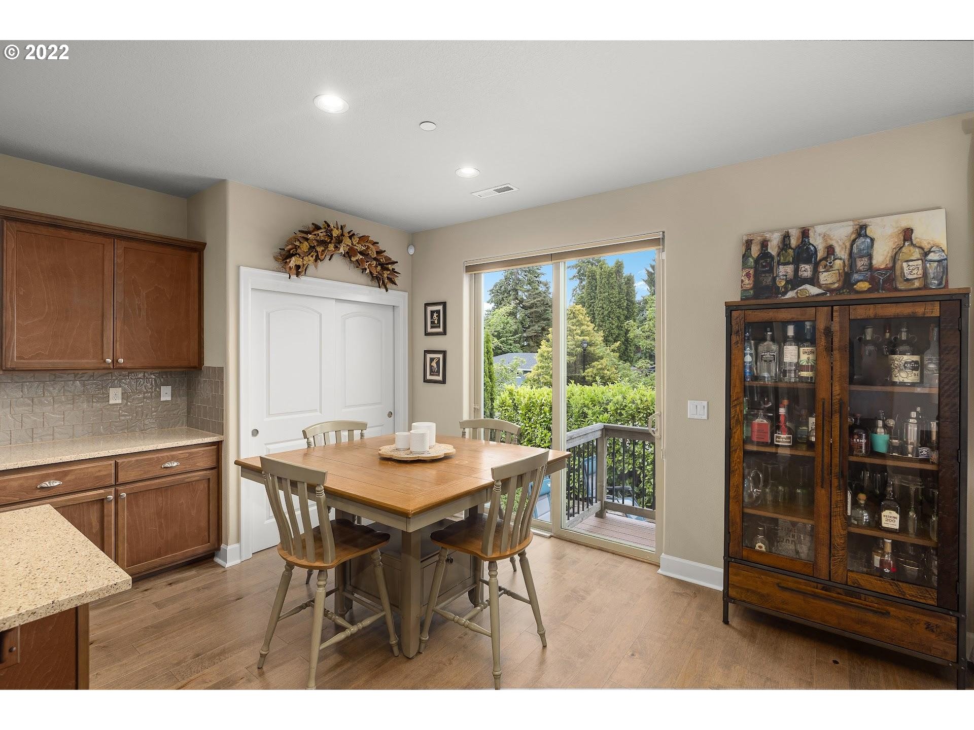 Undisclosed Address Wilsonville, OR 97070 - Photo 13 of 32 Kitchen/Nook