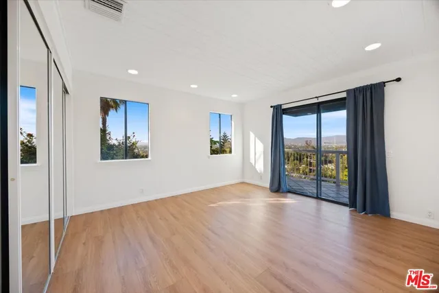 $9,450 | 3630 Roberts View Place, Studio City, CA 91604