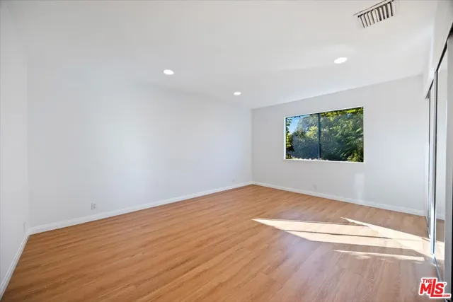 $9,450 | 3630 Roberts View Place, Studio City, CA 91604