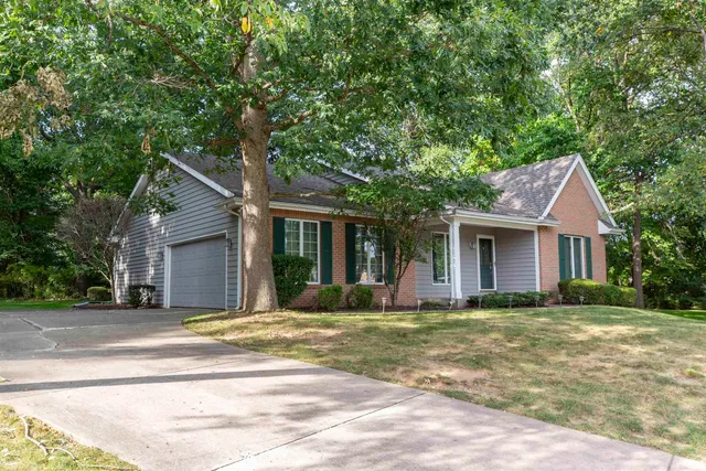 $399,999 | 51267 Pembridge Court, Granger, IN 46530