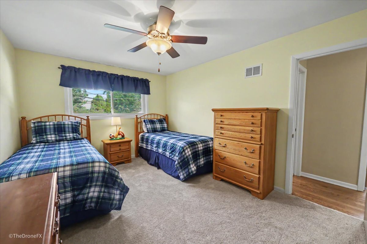 767 North Willow Road Elmhurst, IL 60126 - Photo 18 of 36