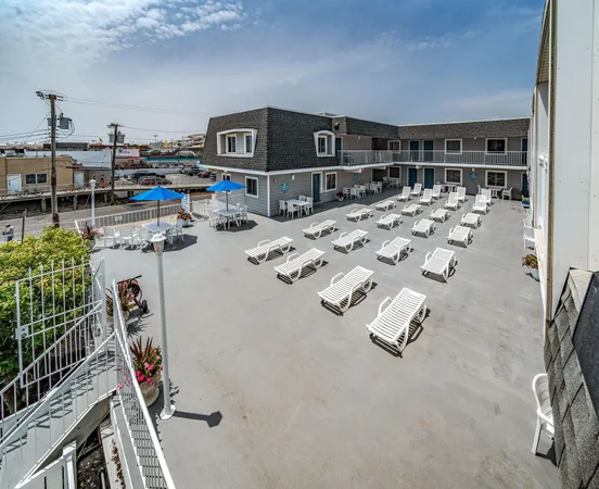 $949,900 | 633 Wayne Avenue, Unit 41, Ocean City, NJ 08226