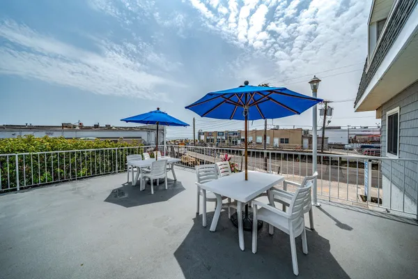 $949,900 | 633 Wayne Avenue, Unit 41, Ocean City, NJ 08226