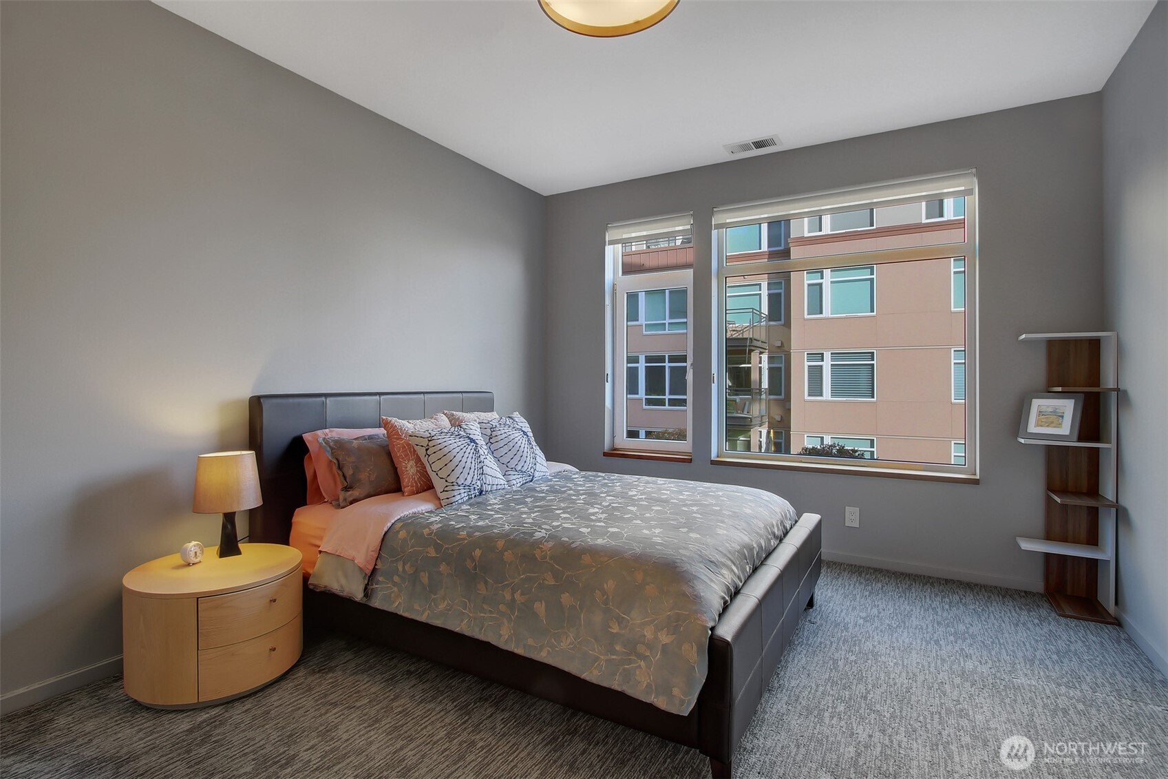 2000 Alaskan Way, Unit 256 Seattle, WA 98121 - Photo 20 of 34