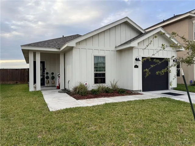 $1,750 | 1306 East Sonador Drive South, Edinburg, TX 78542