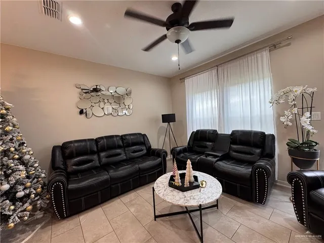 $1,750 | 1306 East Sonador Drive South, Edinburg, TX 78542