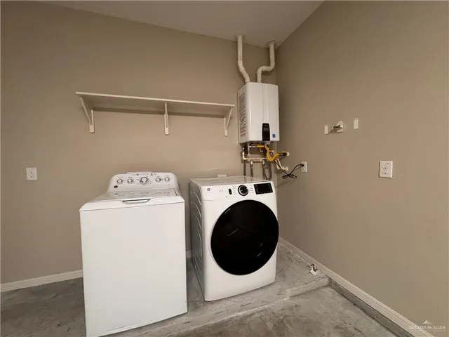 $1,700 | 1306 East Sonador Drive South, Edinburg, TX 78542