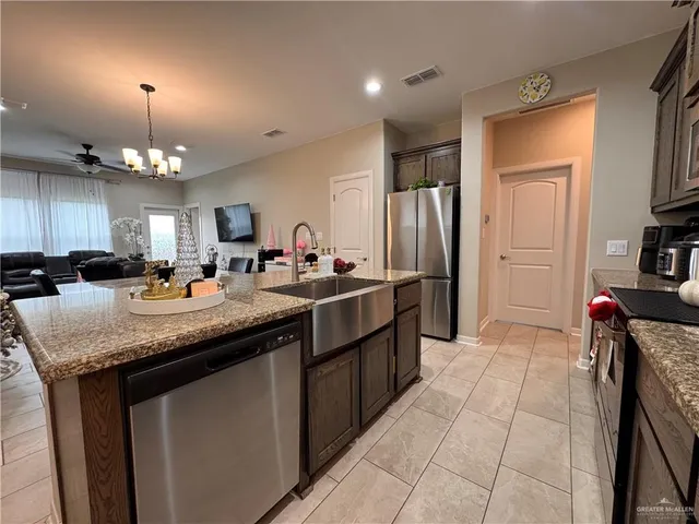 $1,750 | 1306 East Sonador Drive South, Edinburg, TX 78542