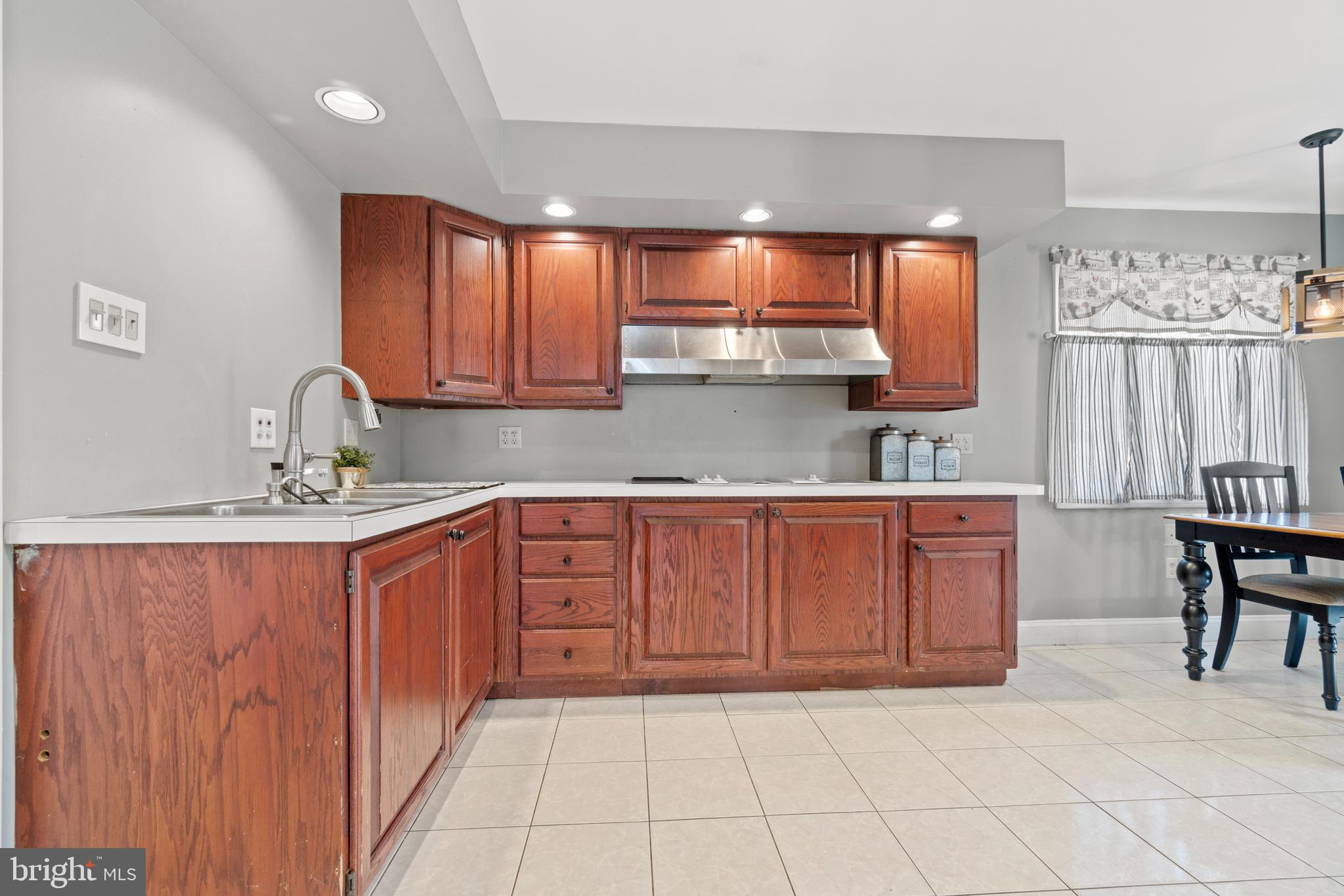 20 Betts Road Stafford, VA 22554 - Photo 4 of 65 Kitchen