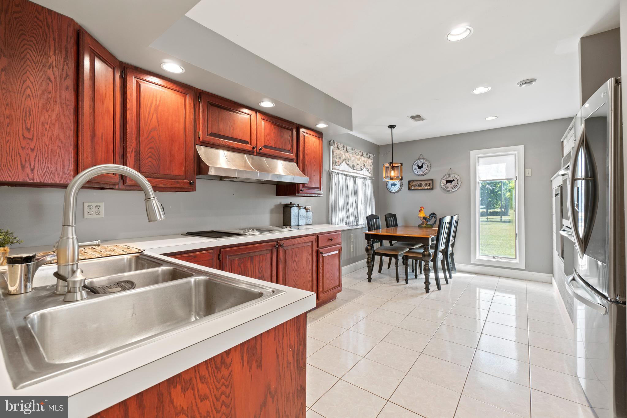 20 Betts Road Stafford, VA 22554 - Photo 5 of 65 Recessed lighting in the kitchen