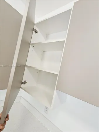 $3,900 | 127 Northeast 184th Terrace, Unit 127, Miami, FL 33179