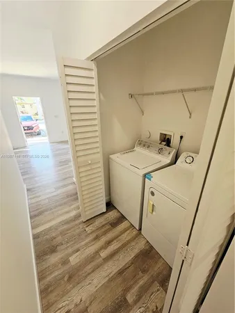 $3,900 | 127 Northeast 184th Terrace, Unit 127, Miami, FL 33179