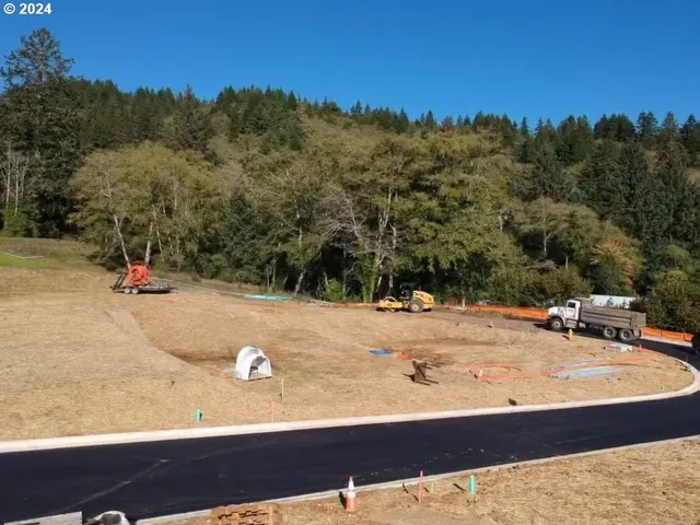 a view of a outdoor space