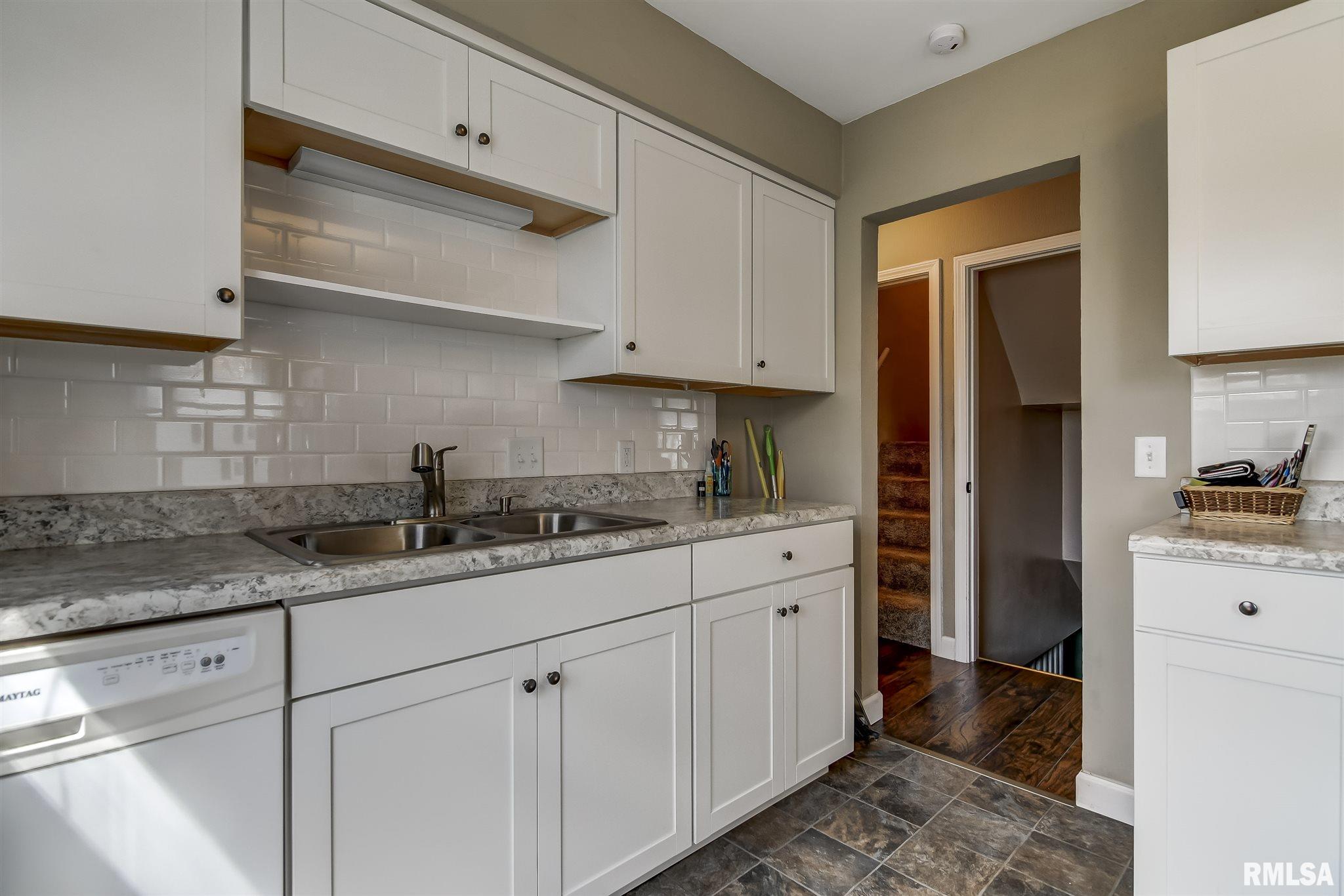 3501 Sherman Street Springfield, IL 62703 - Photo 8 of 36