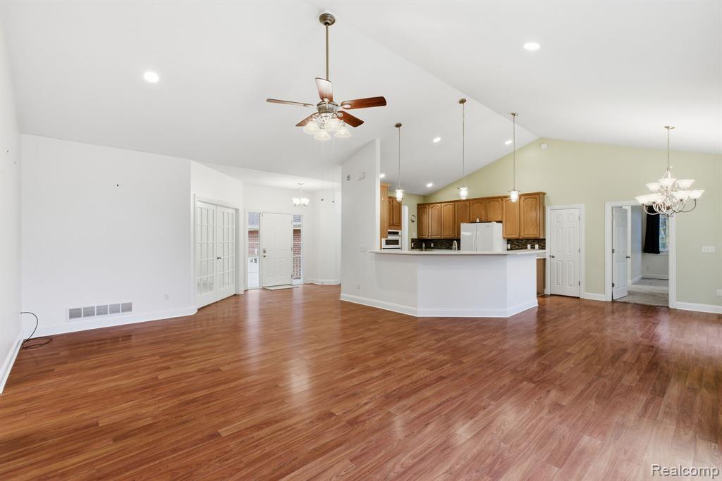 7669 Rynn Road Avoca, MI 48006 - Photo 6 of 46