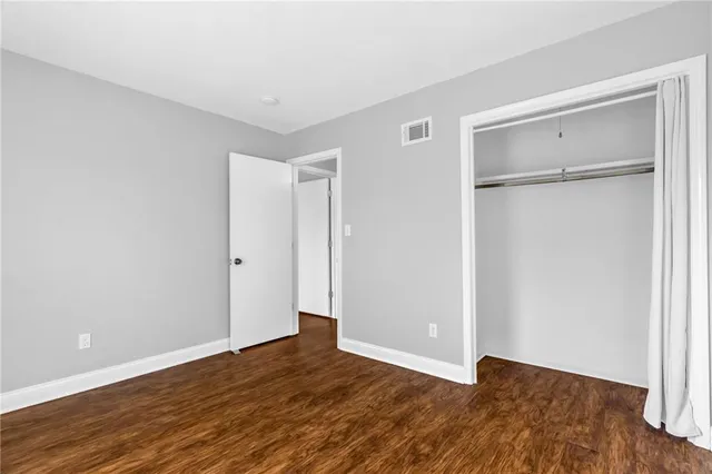 $285,000 | 10239 Robinson Street, Overland Park, KS 66212