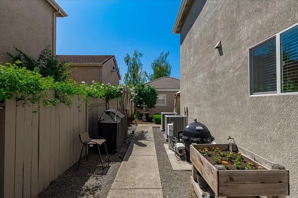 $1,199,000 | 3400 Benedix Way, Elk Grove, CA 95758