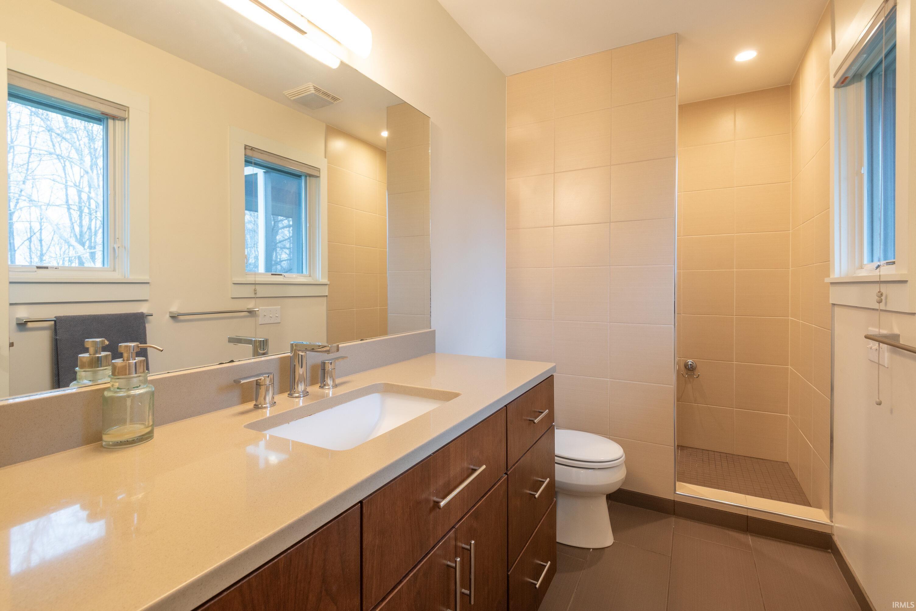 5771 East Kings Road Bloomington, IN 47408 - Photo 14 of 33