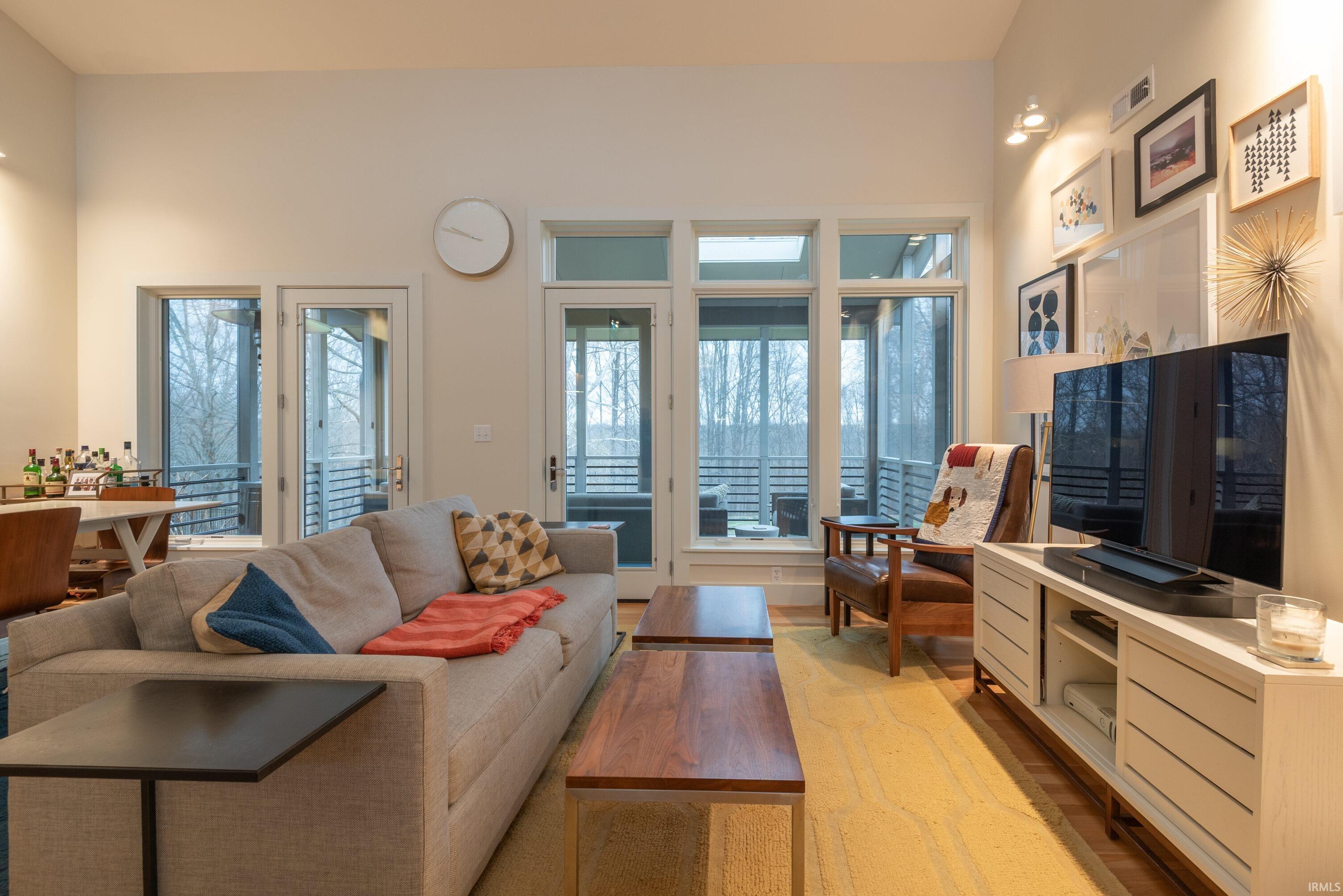 5771 East Kings Road Bloomington, IN 47408 - Photo 3 of 33