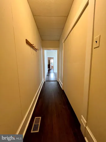 $930 | 727 Virginia Avenue, Martinsburg, WV 25401