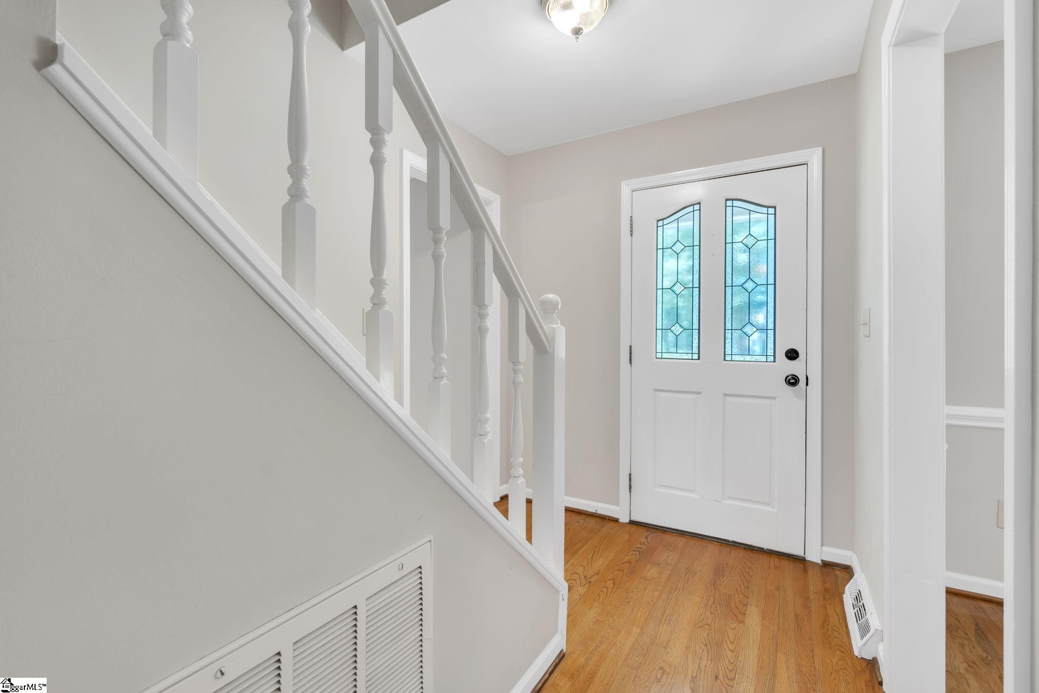 521 Fruitville Road Greenville, SC 29607 - Photo 5 of 31 Gallery Image 5