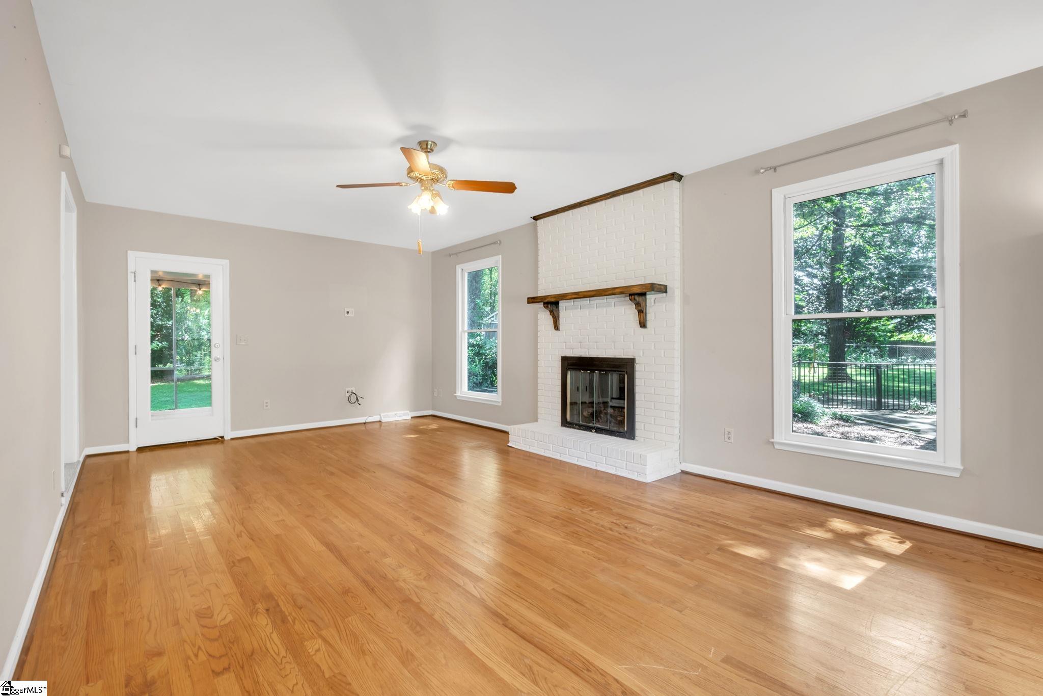521 Fruitville Road Greenville, SC 29607 - Photo 6 of 31 Gallery Image 6