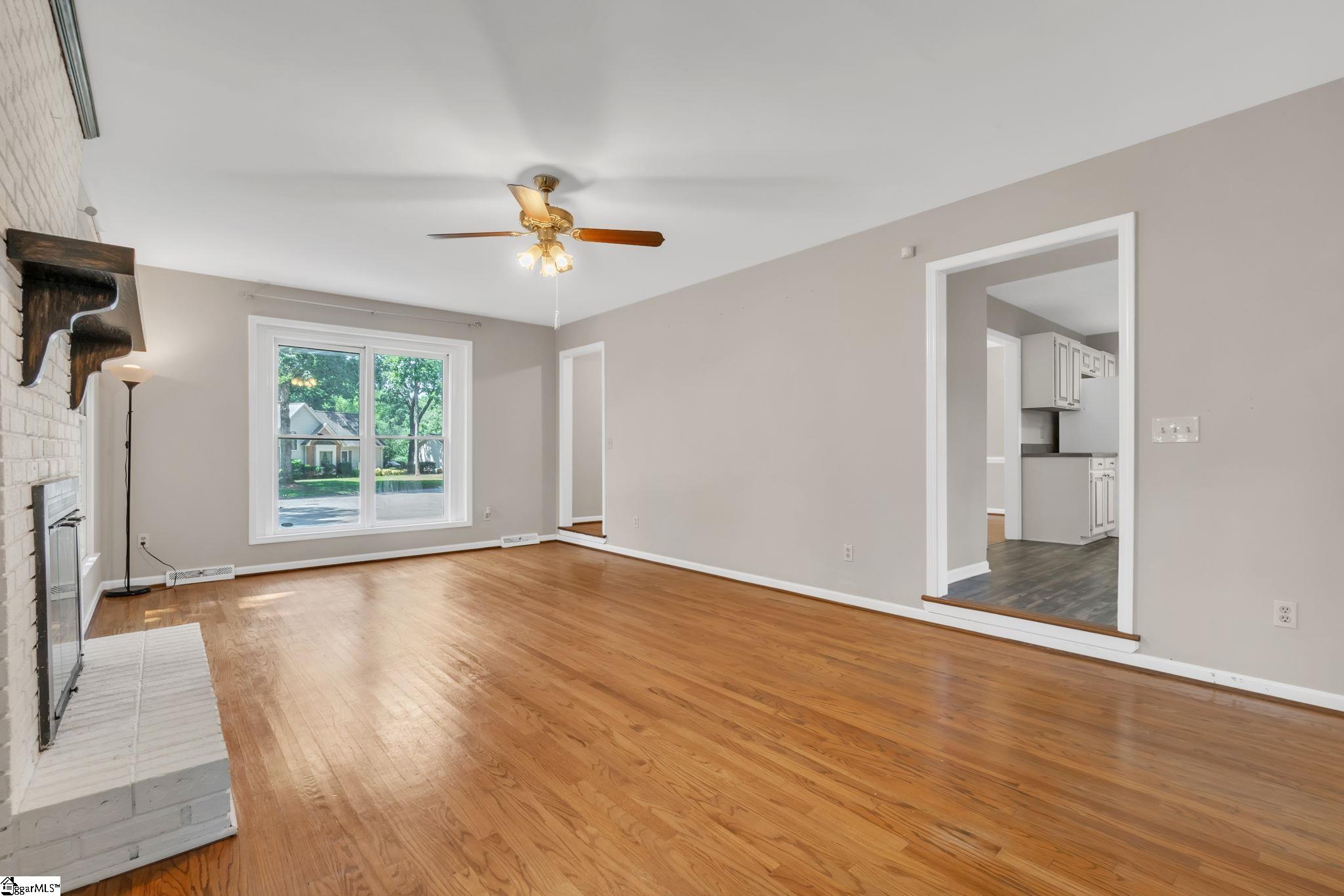 521 Fruitville Road Greenville, SC 29607 - Photo 7 of 31 Gallery Image 7