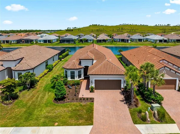 $874,900 | 6249 Mesa Glen, Bradenton, FL 34203