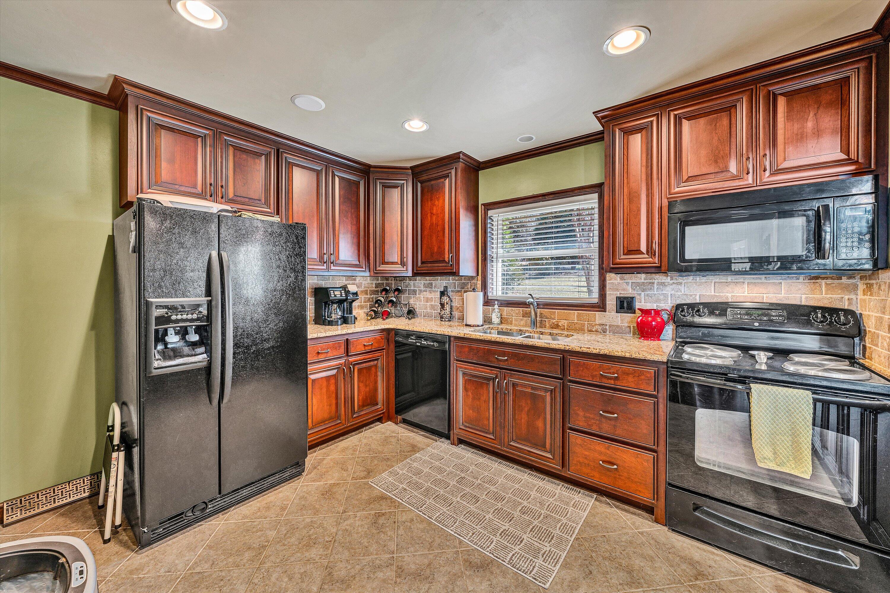 332 Fingerlake Road Penhook, VA 24137 - Photo 15 of 62 15-121920240069