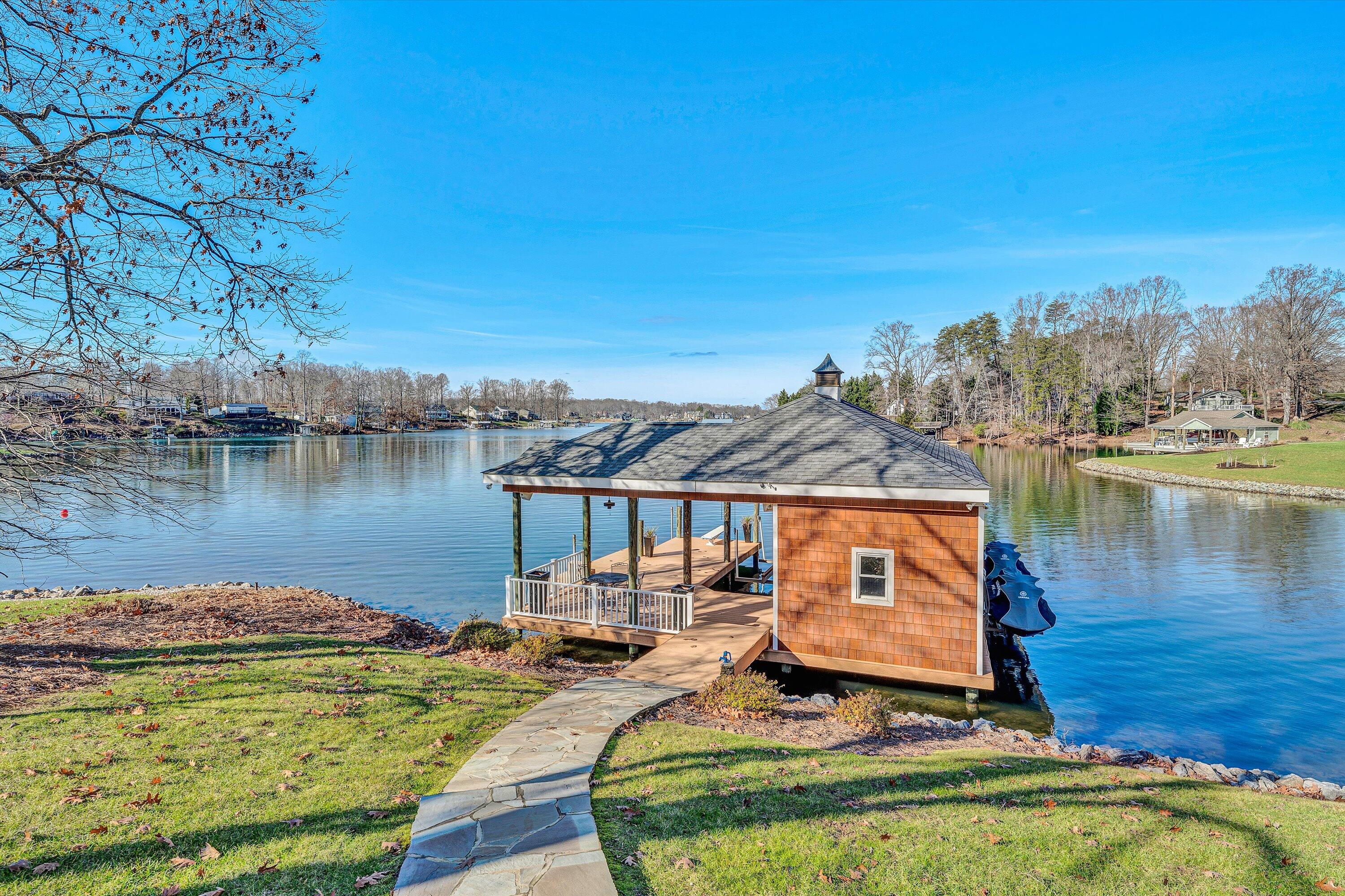 332 Fingerlake Road Penhook, VA 24137 - Photo 35 of 62 35-121920240086