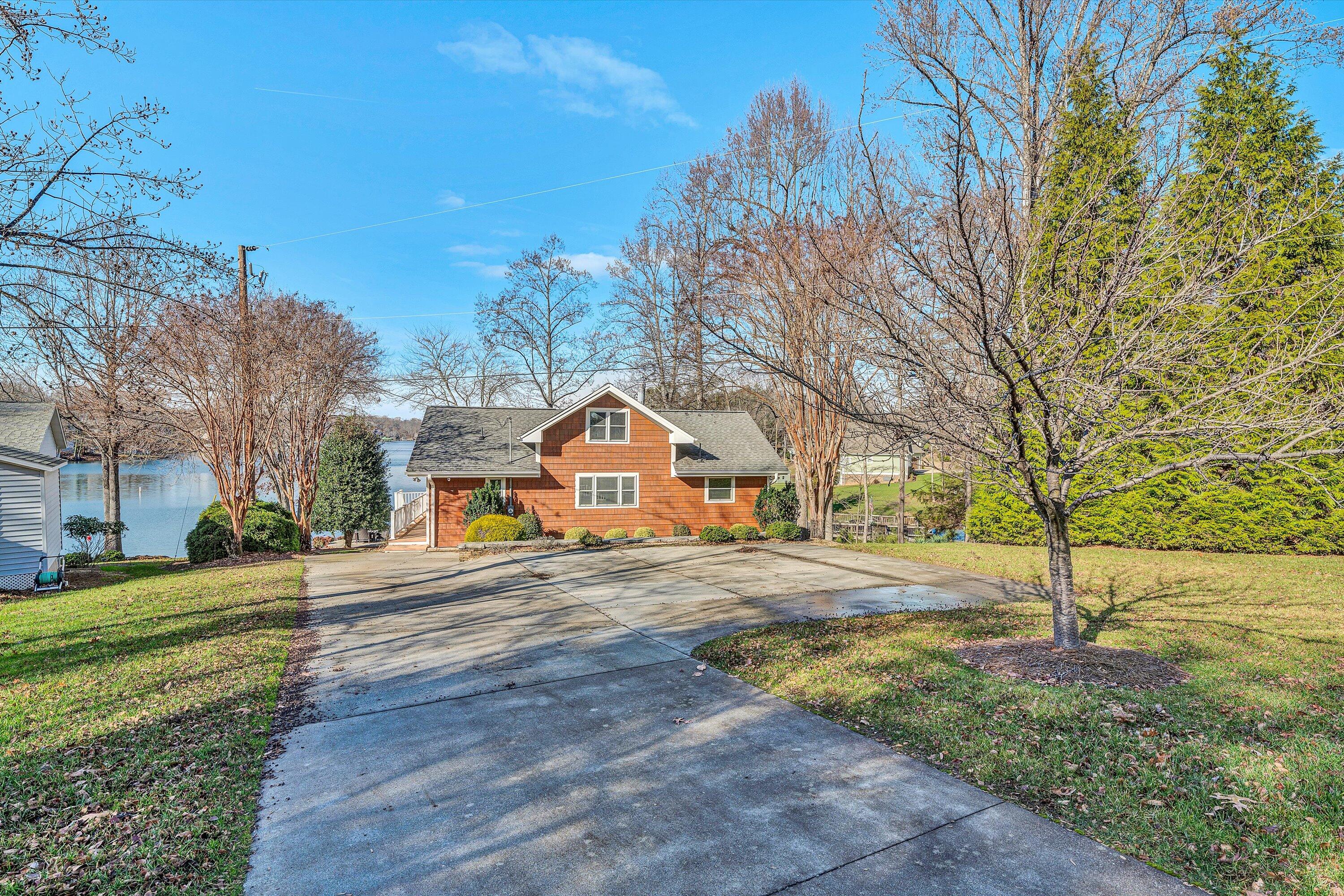 332 Fingerlake Road Penhook, VA 24137 - Photo 42 of 62 42-121920240096
