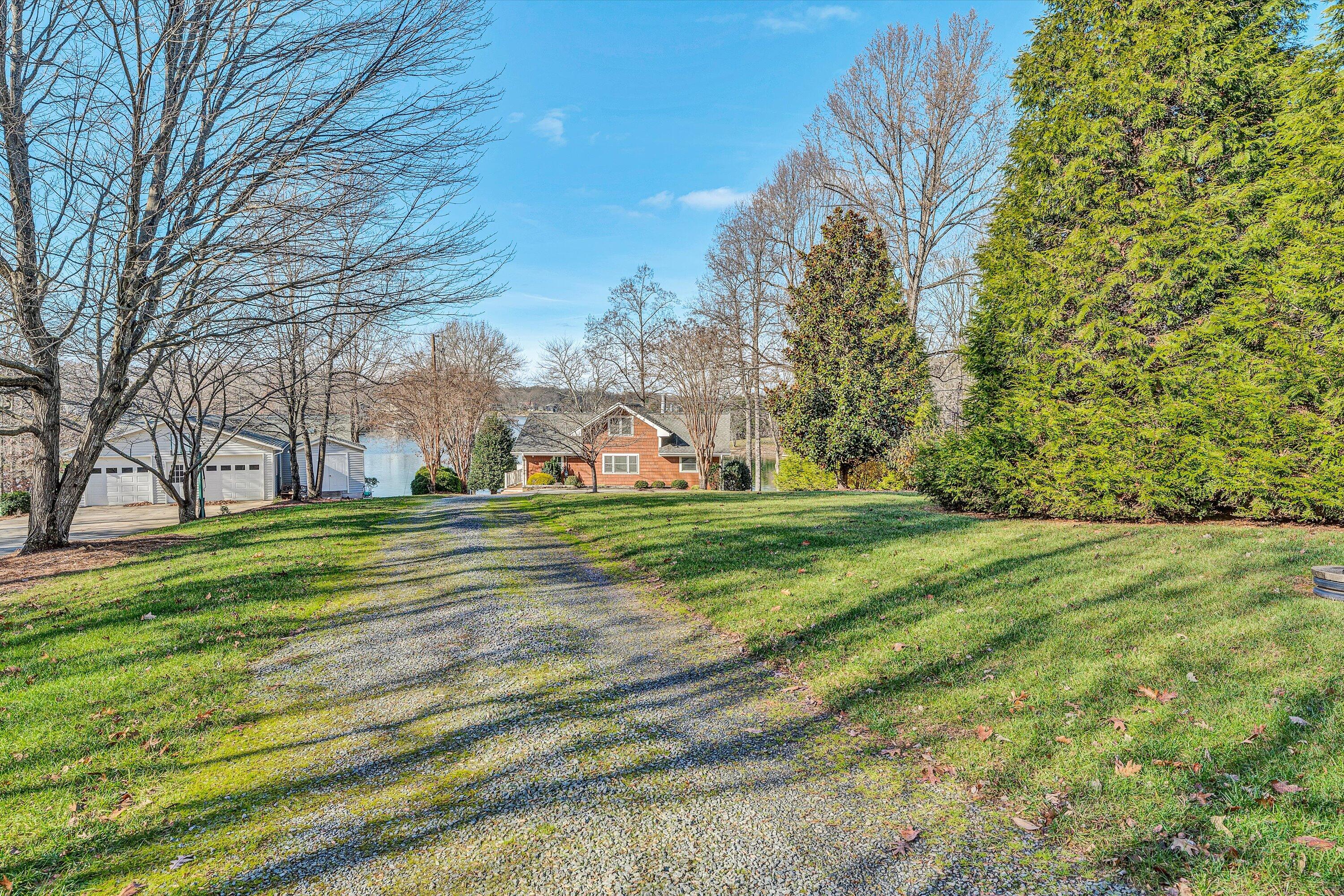332 Fingerlake Road Penhook, VA 24137 - Photo 43 of 62 43-121920240097