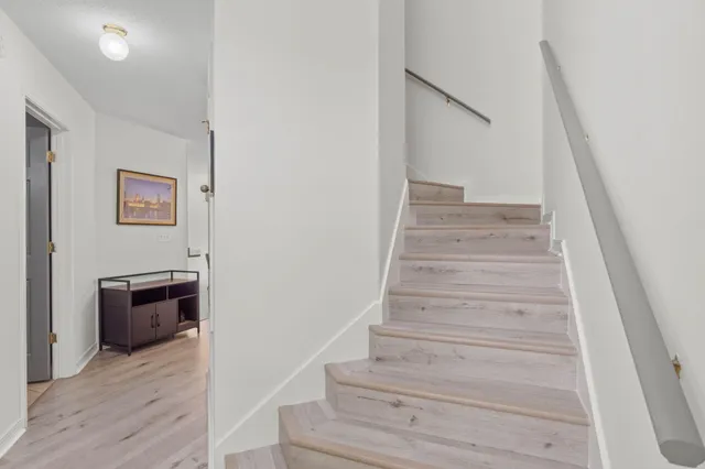 $395,000 | 9 5th Avenue, Shalimar, FL 32579