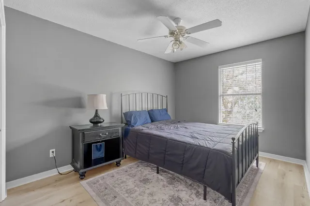 $395,000 | 9 5th Avenue, Shalimar, FL 32579