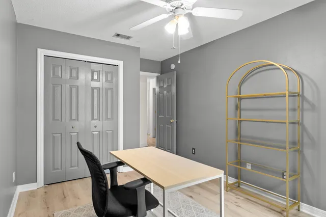 $395,000 | 9 5th Avenue, Shalimar, FL 32579