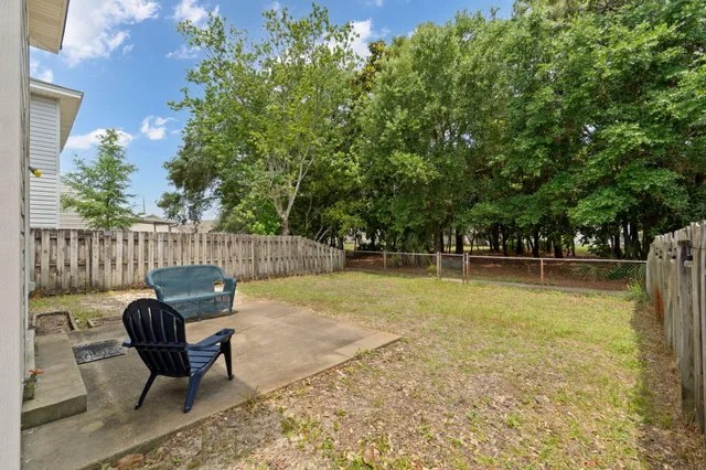 $395,000 | 9 5th Avenue, Shalimar, FL 32579