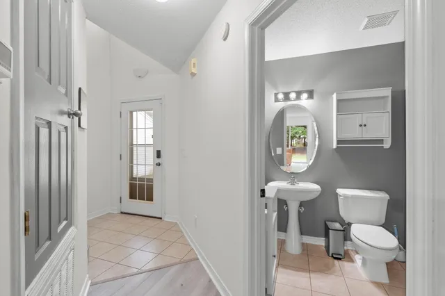 $395,000 | 9 5th Avenue, Shalimar, FL 32579