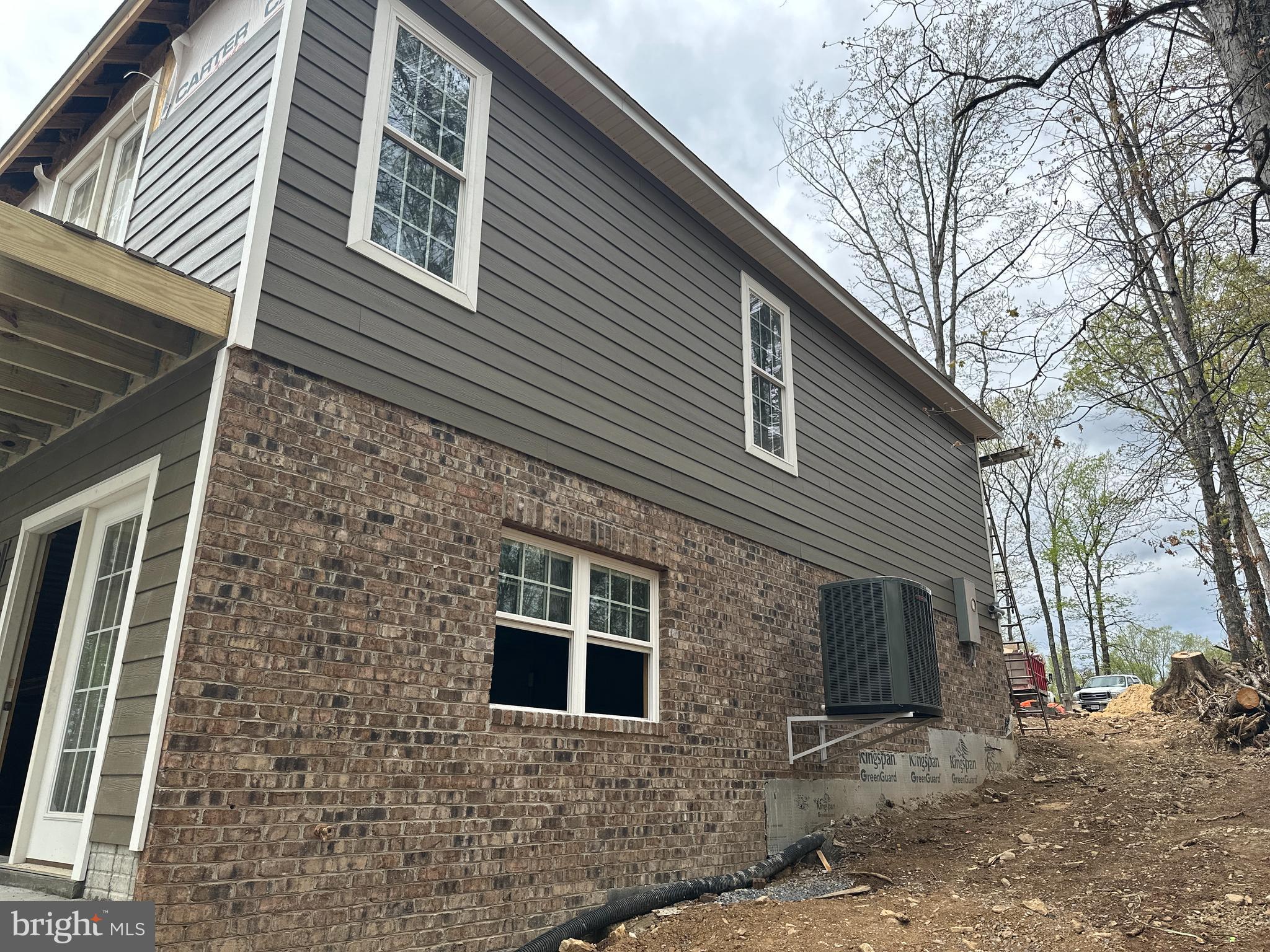 1600 Hunting Ridge Road Winchester, VA 22603 - Photo 10 of 45 5-17-23 Right Side of House