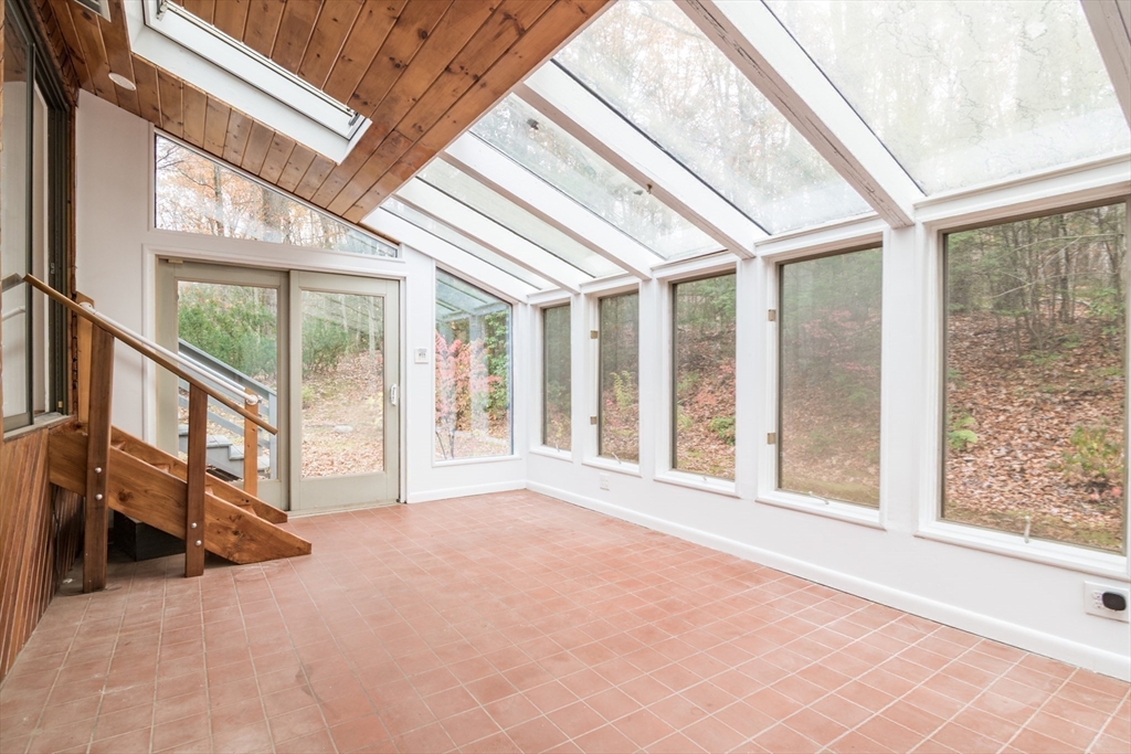 34 Hockanum Road Hadley, MA 01035 - Photo 15 of 37 Gallery Image 15
