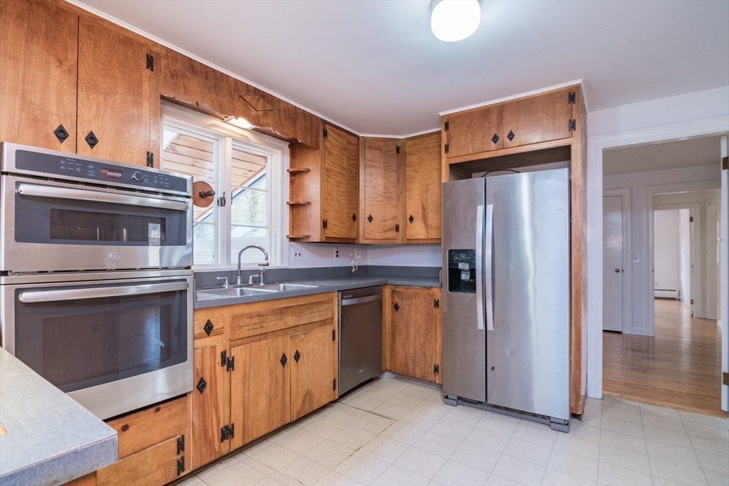 34 Hockanum Road Hadley, MA 01035 - Photo 9 of 37 Gallery Image 9