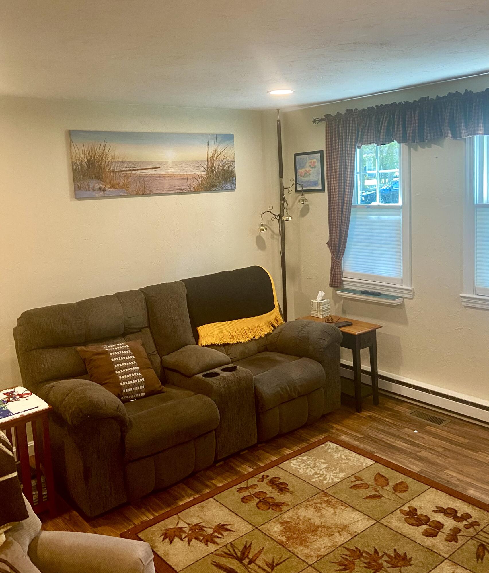 300 Falmouth Road, Unit 13B Mashpee, MA 02649 - Photo 6 of 12 Living room1