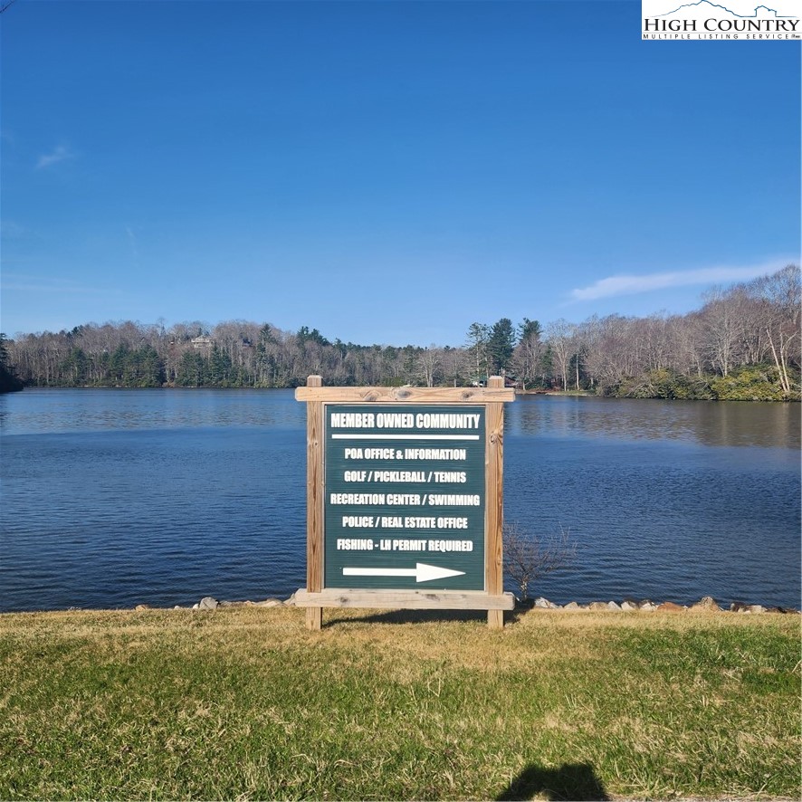 58 River Road Newland, NC 28657 - Photo 26 of 28 a view of lake with mountain in background