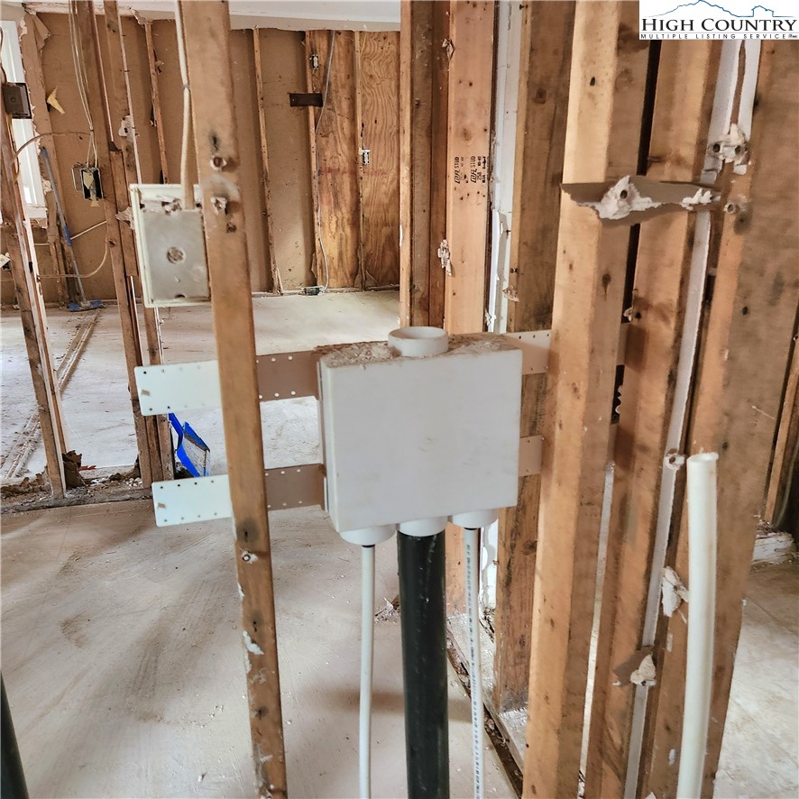 58 River Road Newland, NC 28657 - Photo 9 of 28 a room with lots of water heater