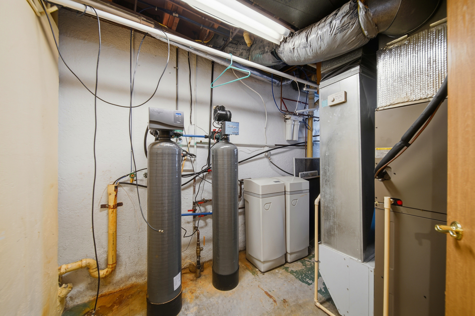 13831 Prairie Center Road Morrison, IL 61270 - Photo 26 of 32 a view of a room with water heater refrigerator
