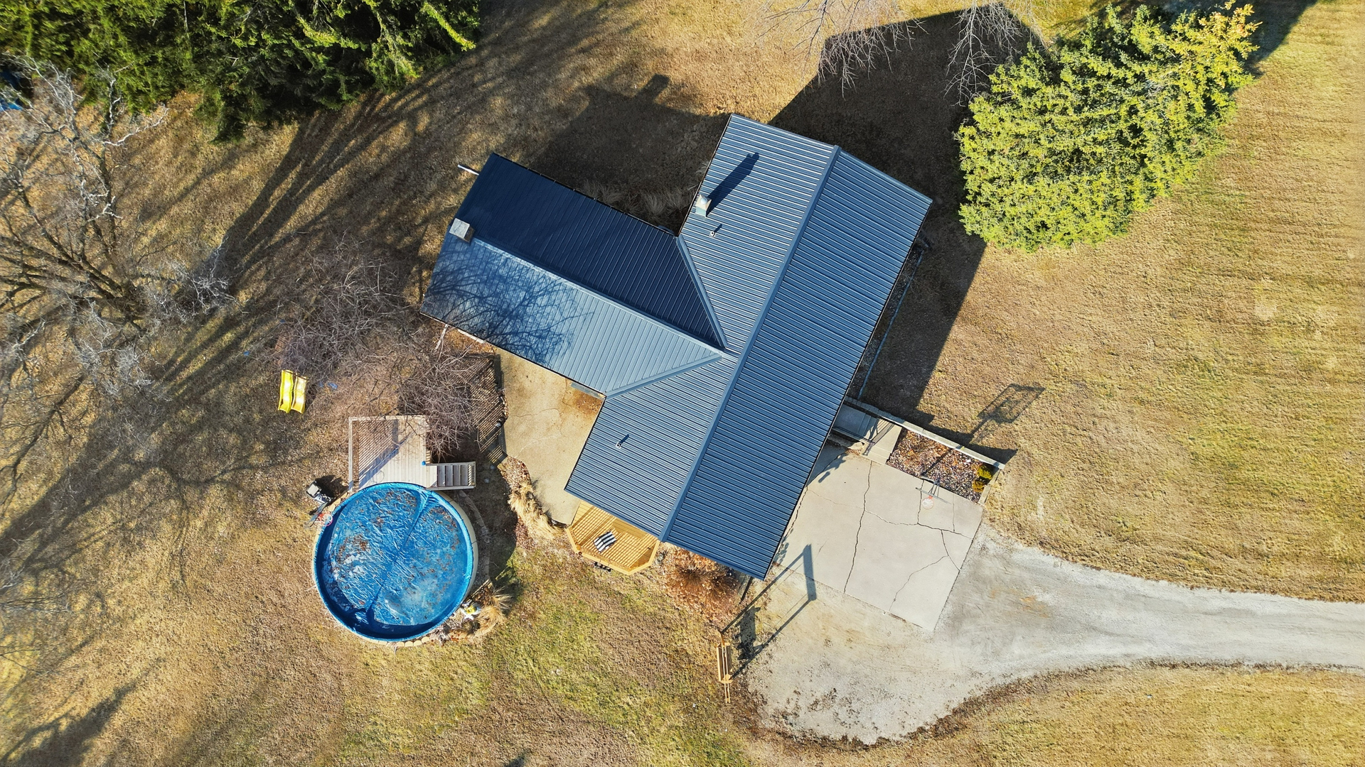 13831 Prairie Center Road Morrison, IL 61270 - Photo 32 of 32 view of a swimming pool