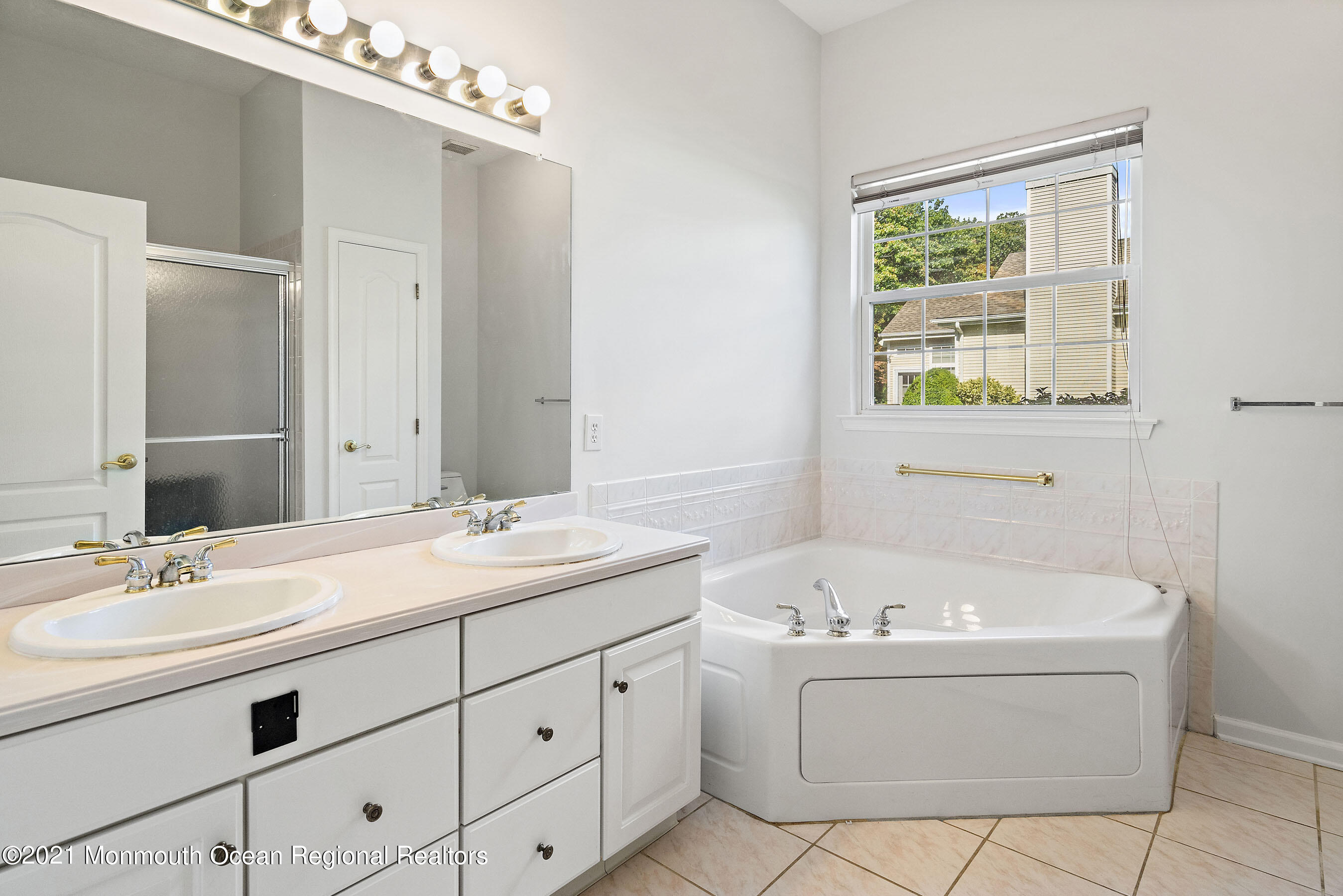 2571 Morningstar Road Manasquan, NJ 08736 - Photo 13 of 32 Lavatory3